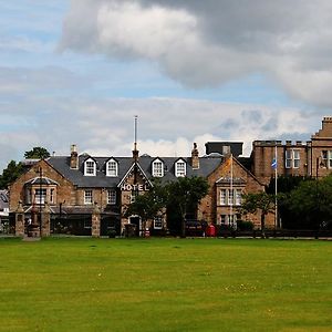 Huntly Arms Hotel